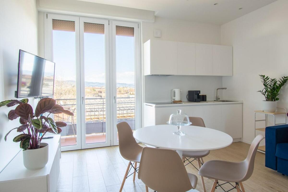 Floor With Elevator - Fantastic View Florencia
